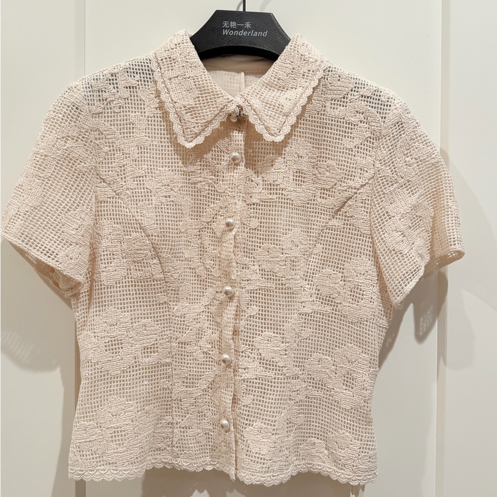 Women Beige Lace Short Sleeve Blouse/Top